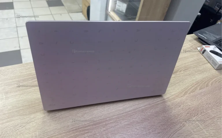 Ноутбук  asus r522m
