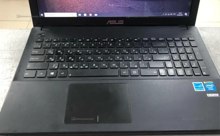 Ноутбук  Asus