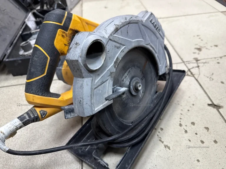 Циркулярная пила Denzel CS-185