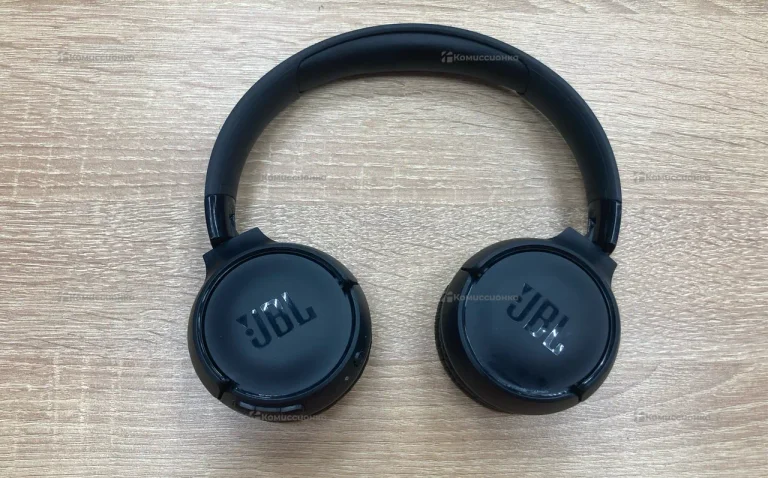 Наушники  JBL 520Bt