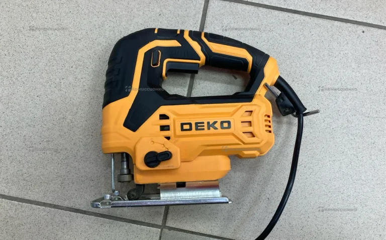 Электролобзик DKJS900E