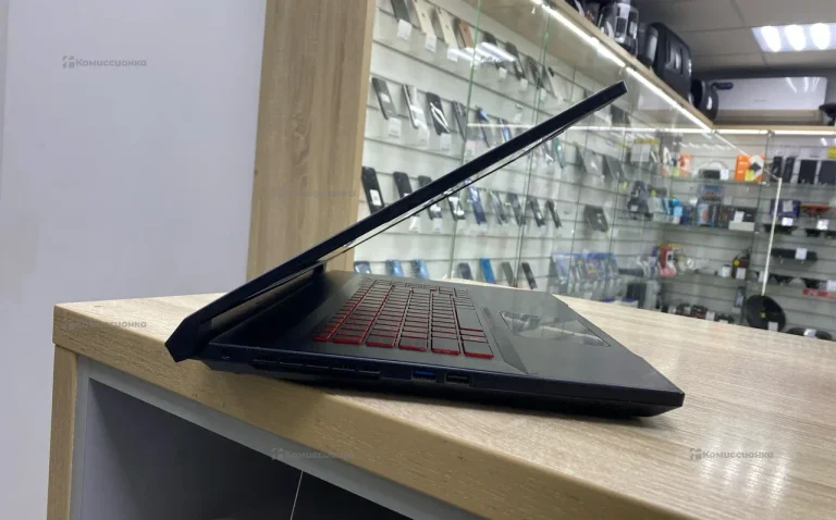 Ноутбук  MSI katana gf76 11uc