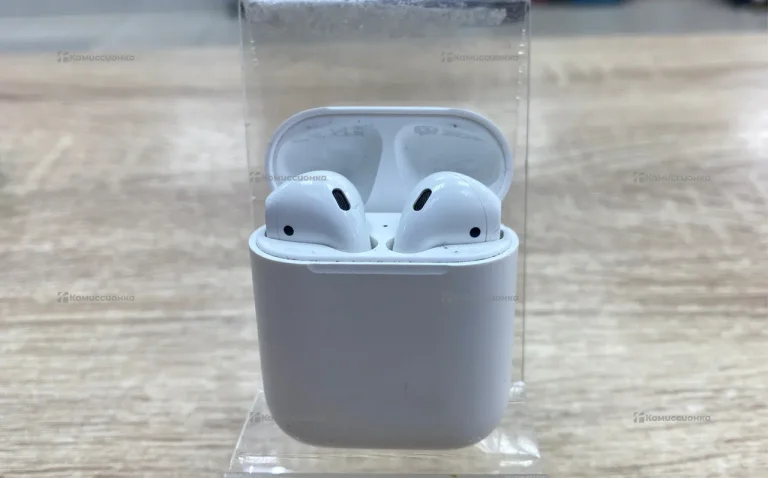 Наушники AirPods
