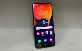 Samsung Galaxy A50 4/64 ГБ
