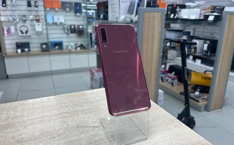 Samsung Galaxy A7 (2018) 4/64 ГБ