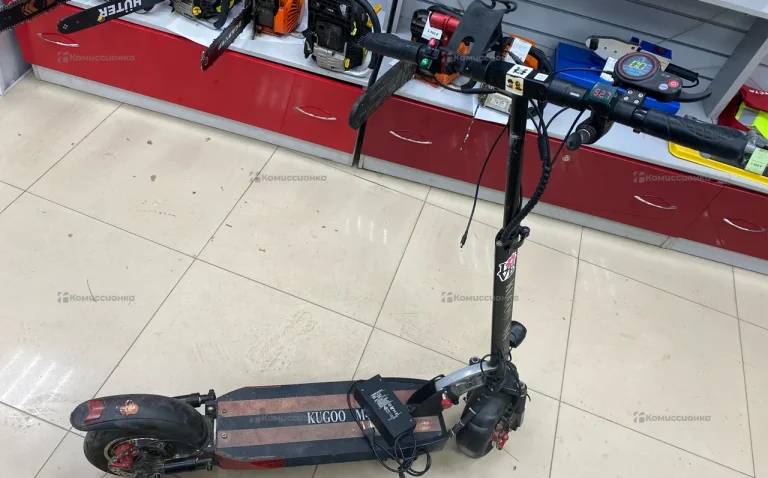 электросамокат Kugoo M4
