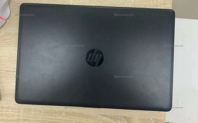 Ноутбук  HP laptop 15 - db 1068ur