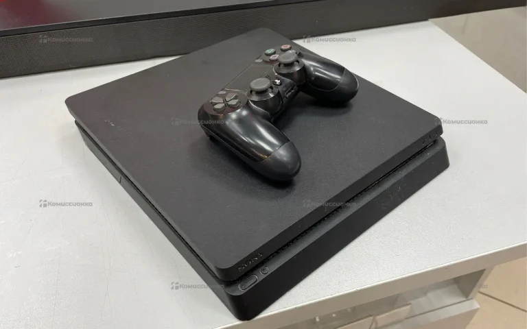 Приставка PlayStation 4 Slim 500Gb