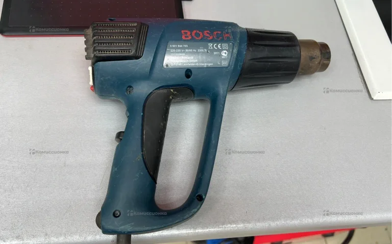 Профессиональный строительный фен Bosch GHG 660 LC