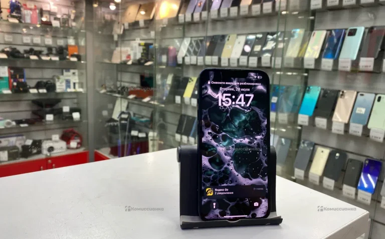Apple Apple iPhone 13 128