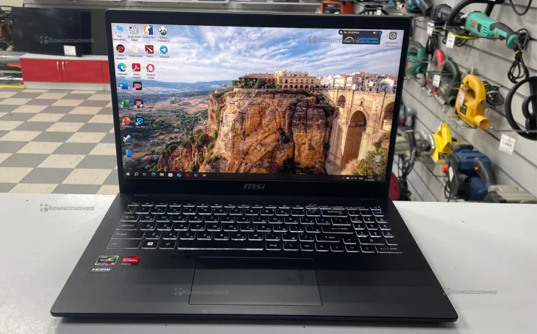 Ноутбук  MSI Modern 15 B7M 245XRU