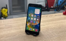 Apple iPhone 8 Plus 3/64 ГБ