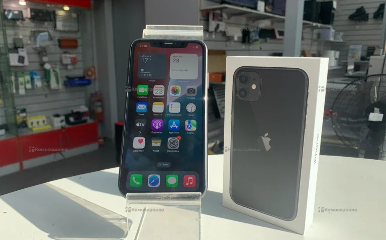 Apple iPhone 11 4/128 ГБ