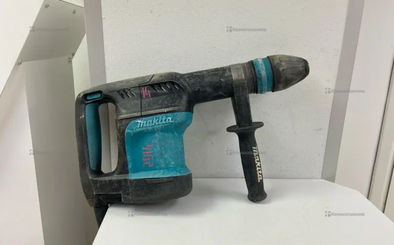 Отбойный молоток makita HM0870C