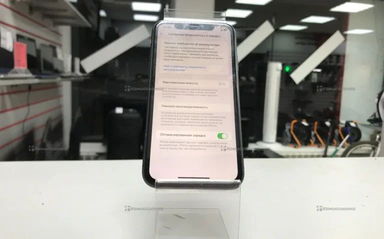Apple iPhone 11 4/64 ГБ