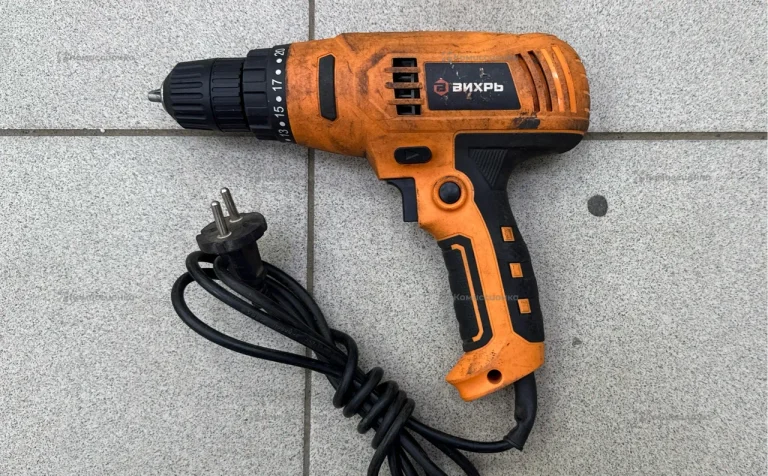 Сет шуруповерт вихрь сш-550