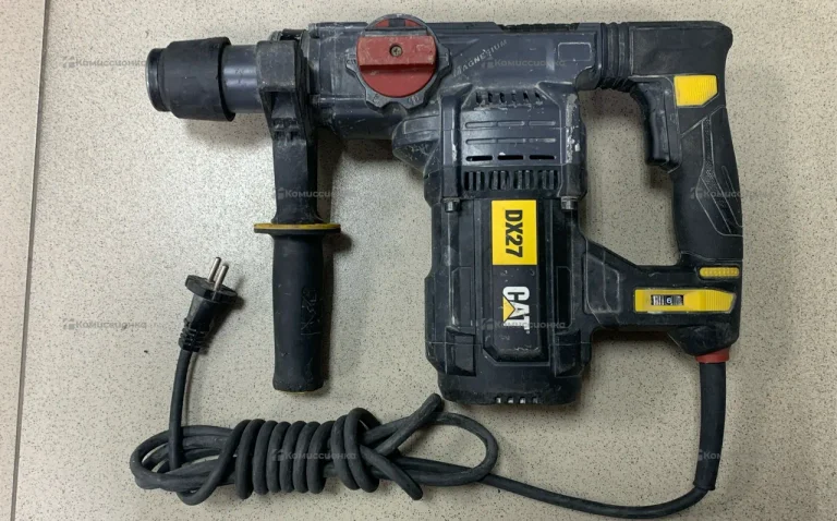 Перфоратор Cat DX27