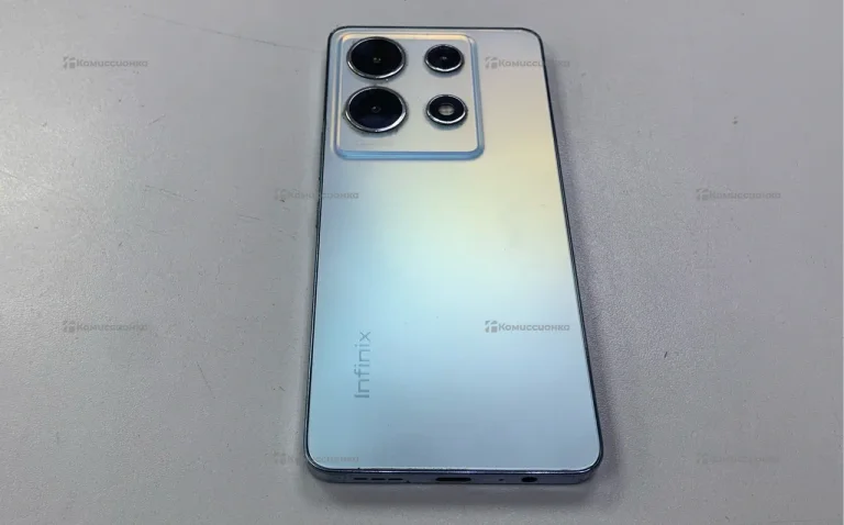 Infinix Note 30 VIP 12/256 ГБ