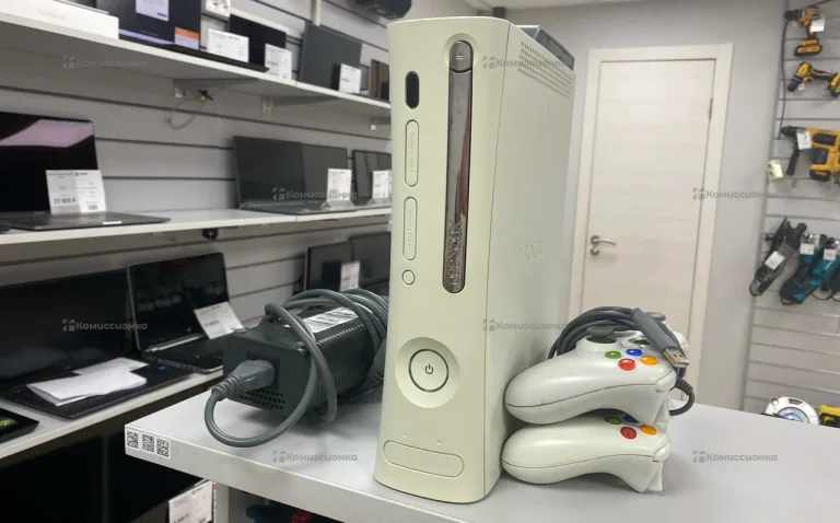 Приставка Xbox 360