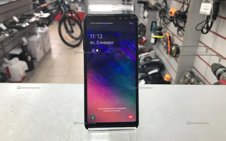 Samsung Galaxy A8 (2018) 4/64 ГБ