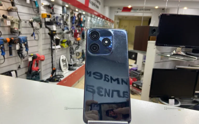 Tecno Spark 10C 4/64 ГБ