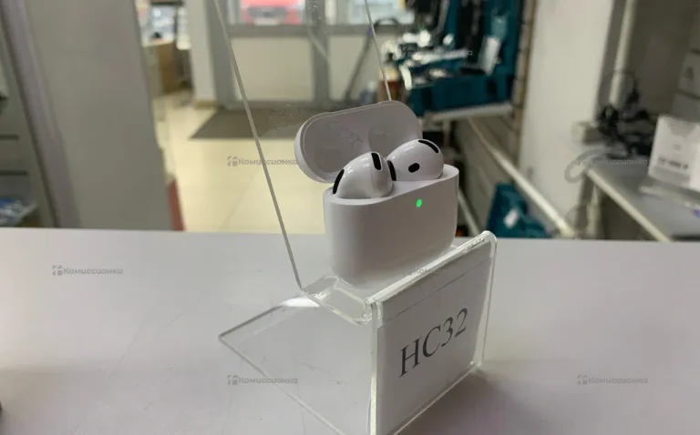 Наушники  Apple AirPods 4