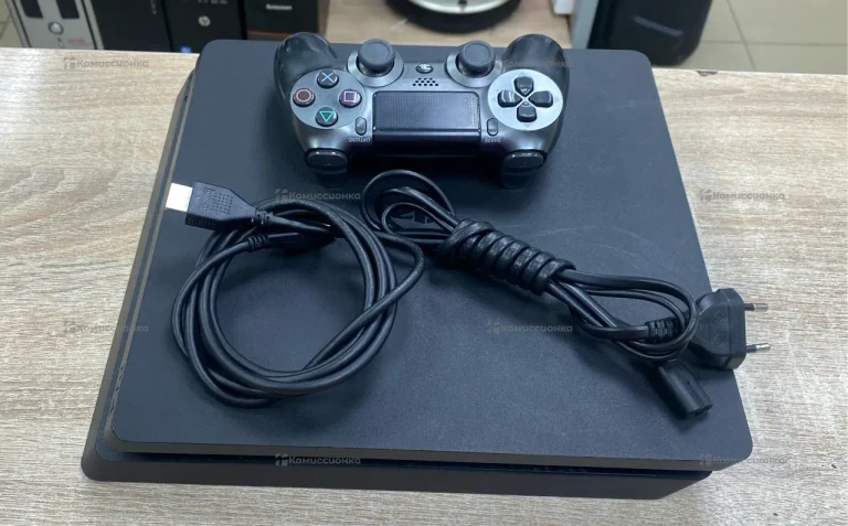 Приставка PS4. Slim 1TB.