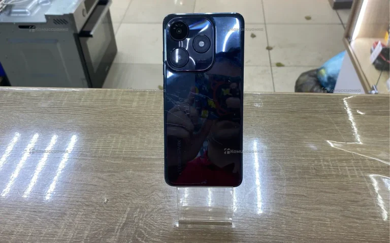 Tecno Spark 10C 4/128 ГБ