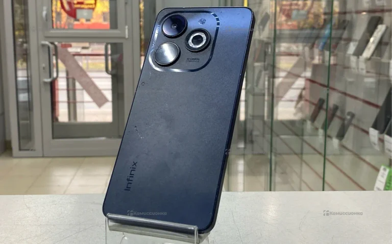 Infinix Smart 8 4/128 ГБ