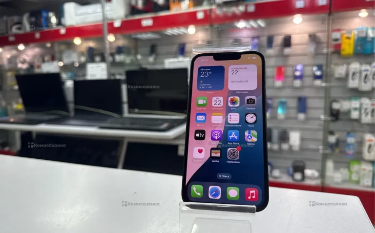 Apple iPhone 13 4/128 ГБ