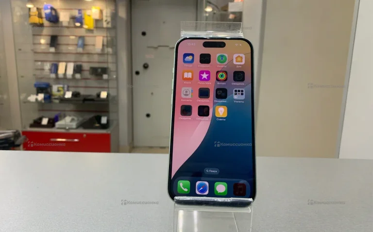Apple iPhone 15 6/128 ГБ