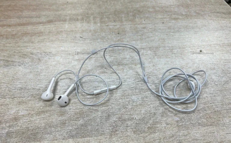 Наушники Apple Pods