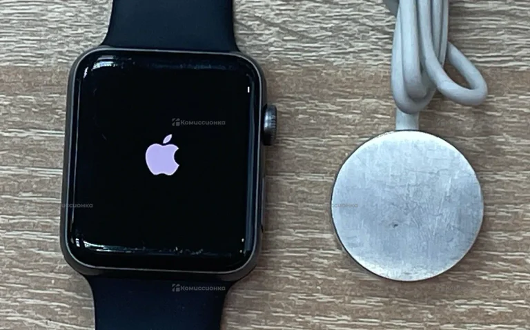 Часы  Apple Watch 3 42mm