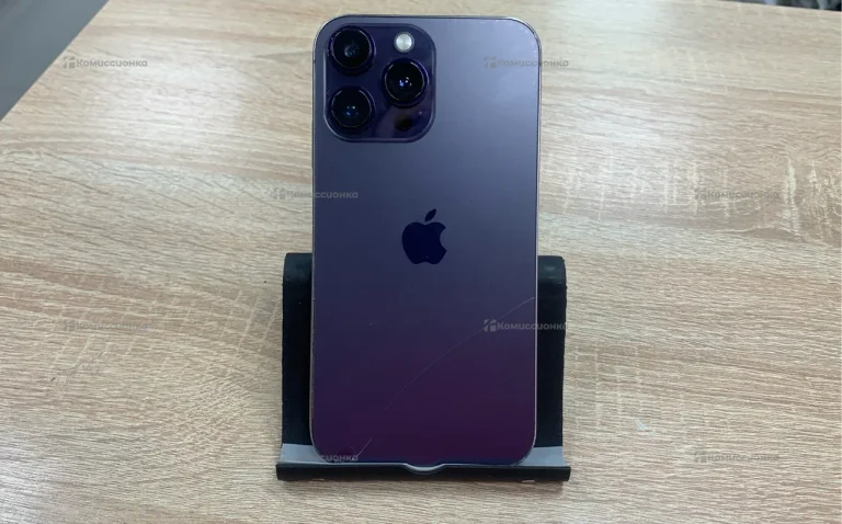 Apple iPhone XR 3/128 ГБ