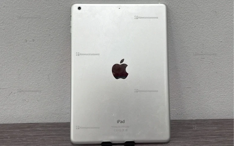 Планшет Apple IPad Air 16GB WiFi
