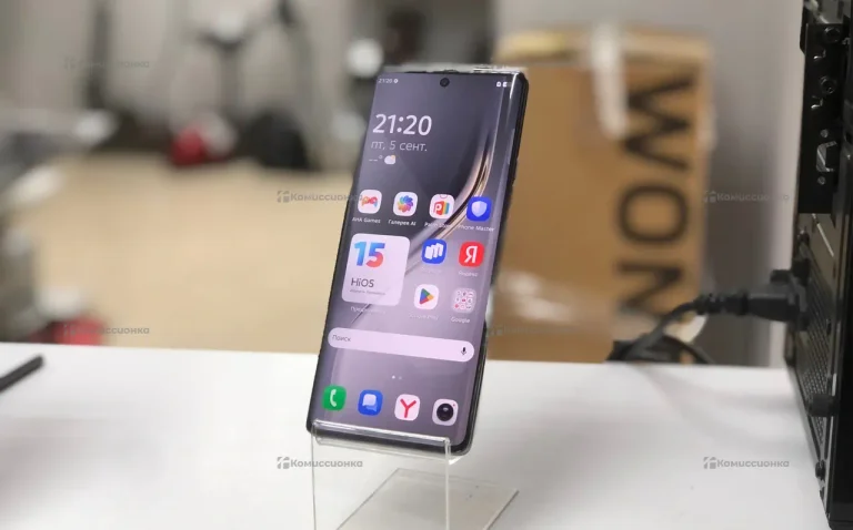 Tecno CAMON 40 Pro 5G 8+256Gb