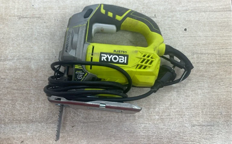 Электролобзик Ryobi rjs750