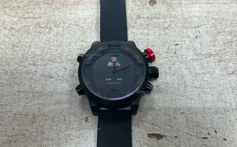 Часы  shark sport watch