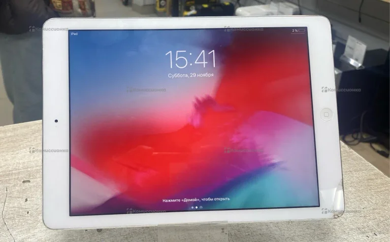 Планшет Apple iPad Air 2 16Gb Wi-Fi