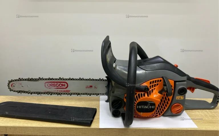 Цепная пила Hitachi CS33EB