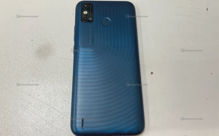 Tecno Spark 6 Go 2/32 ГБ