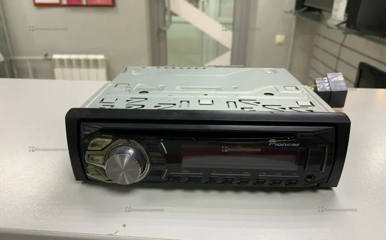 Автомагнитола  Pioneer DEH-1600UBA