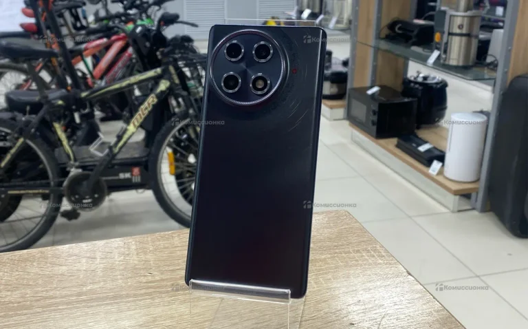 Tecno Camon 30S Pro 8/256 ГБ