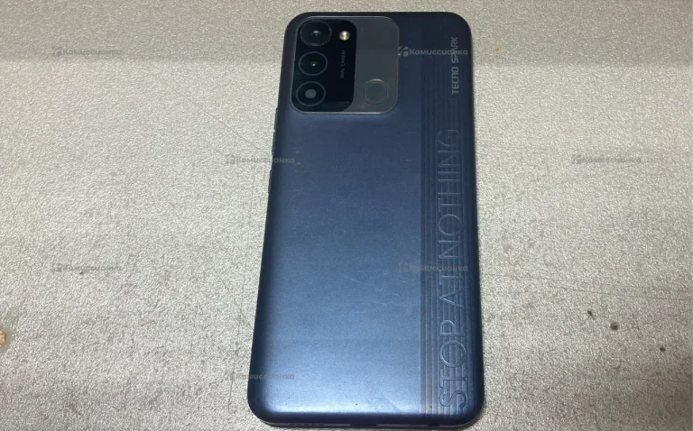 Tecno Spark 8C 4/64 ГБ