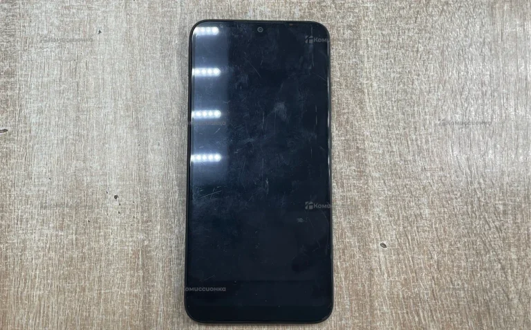 Xiaomi Redmi 7 3/32 ГБ