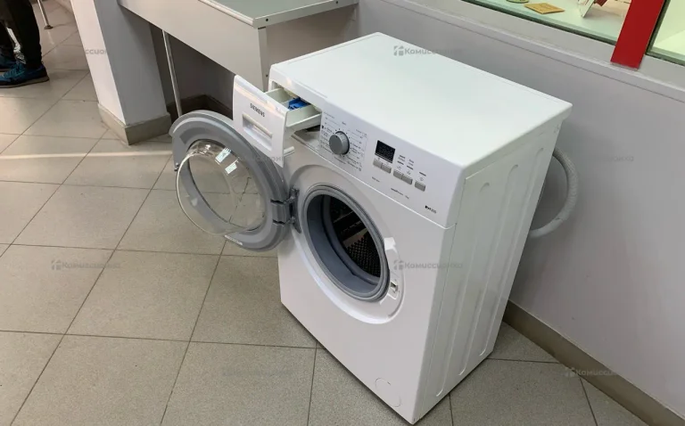 Стиральная машина  Simens iq300