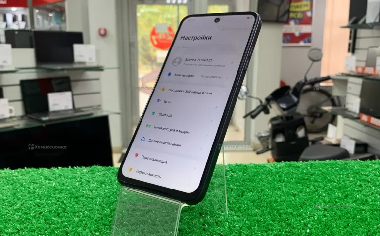 Tecno Spark Go 1 3/64 ГБ