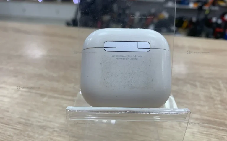 Наушники  AirPods 4