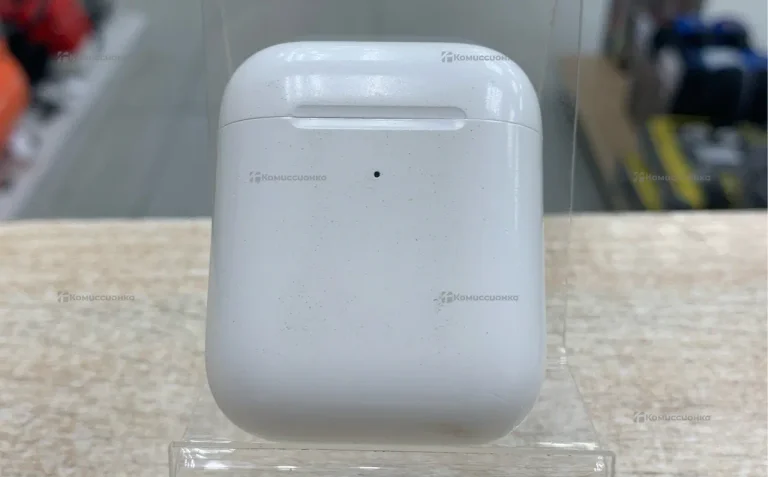 Наушники AirPods