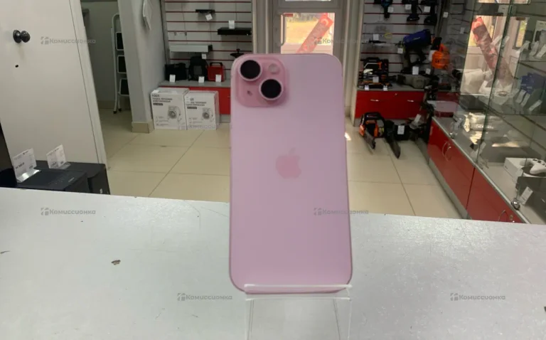 Apple iPhone 15 6/128 ГБ